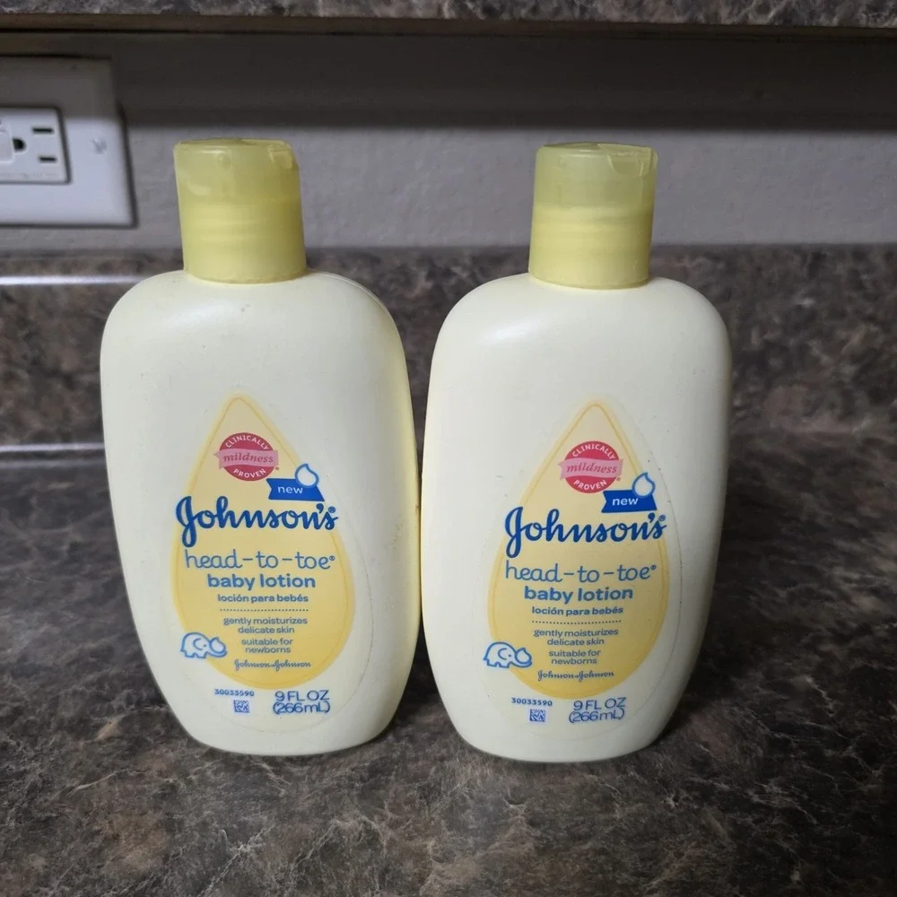 2 Johnsons Head-to-Toe Baby Lotion, 9 Fl. Oz Yellow bottle NEW